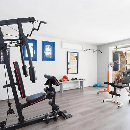 빌라 Martineli - A Beachfront Estate *