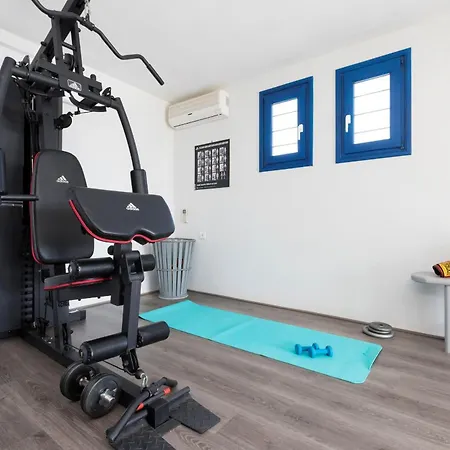 Martineli - A Beachfront Estate 빌라 드리오스