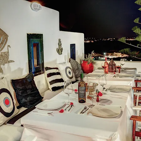 빌라 Martineli - A Beachfront Estate *