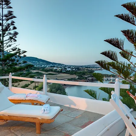 Martineli - A Beachfront Estate 빌라