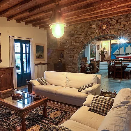 Martineli - A Beachfront Estate 빌라 *