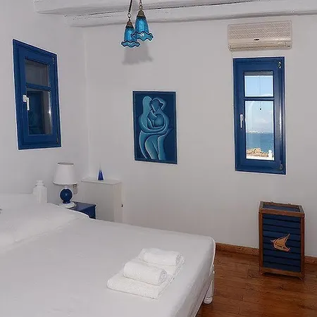 빌라 Martineli - A Beachfront Estate *