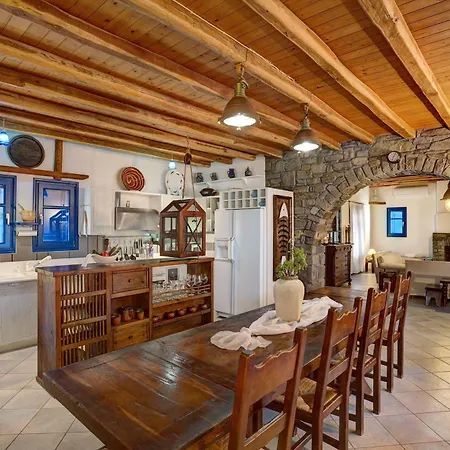 Martineli - A Beachfront Estate