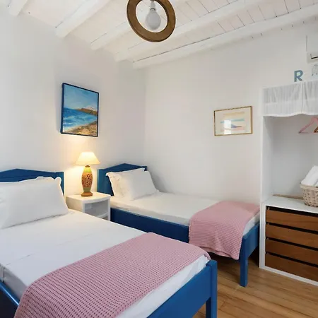 ヴィラ Martineli - A Beachfront Estate ドリオス