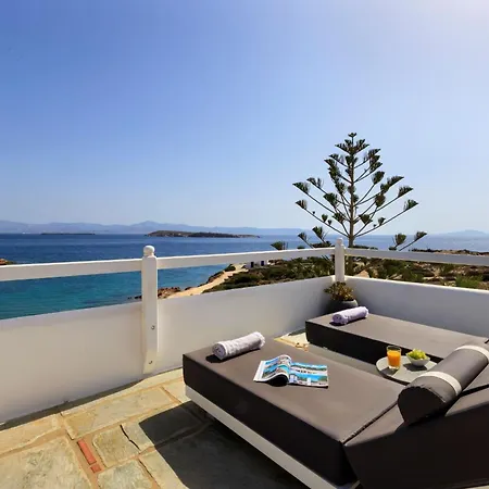 Martineli - A Beachfront Estate * ドリオス