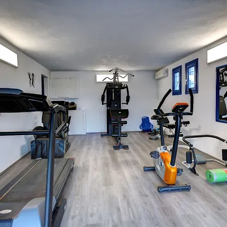 Martineli - A Beachfront Estate ヴィラ