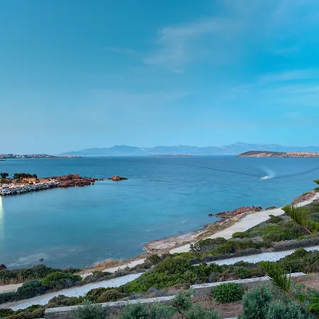 Martineli - A Beachfront Estate Drios