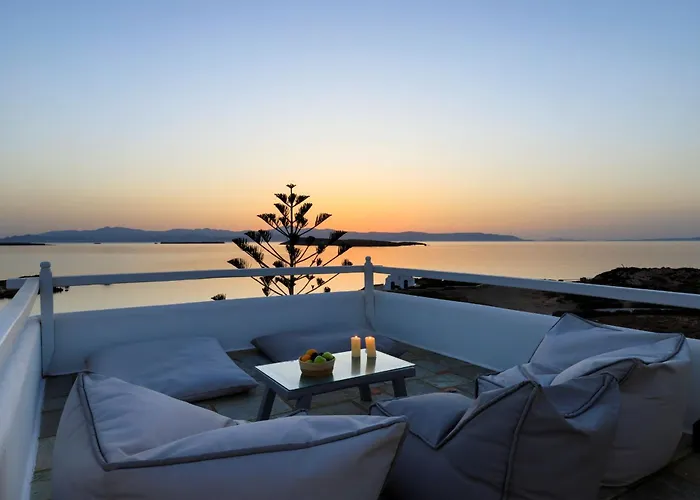 Martineli - A Beachfront Estate Drios