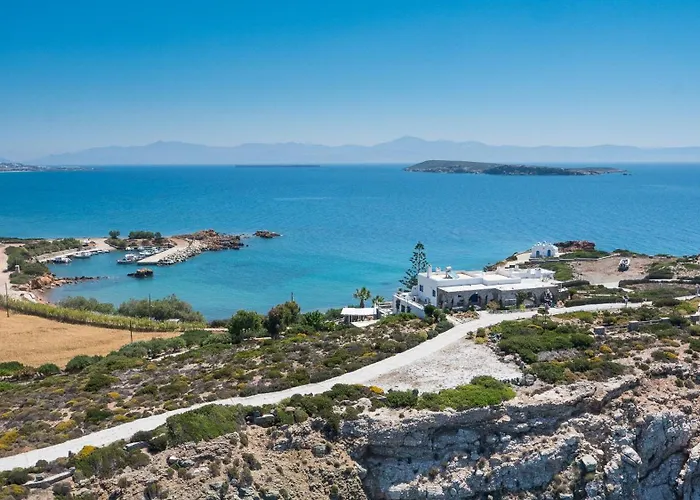 Martineli - A Beachfront Estate Villa Drios