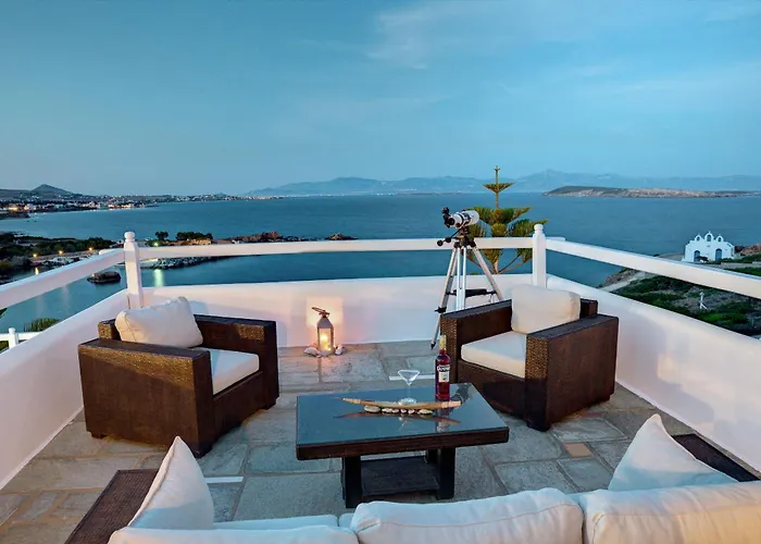 Martineli - A Beachfront Estate Villa *