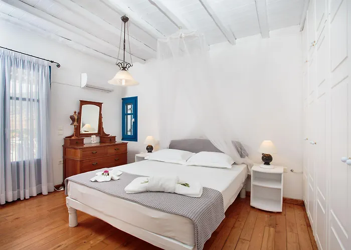 Martineli - A Beachfront Estate Villa *