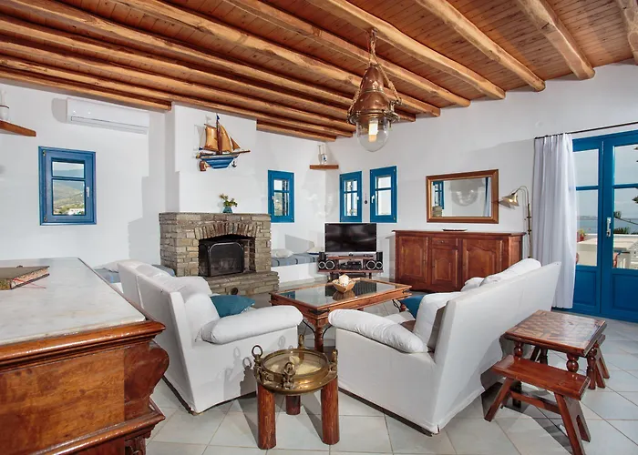 Villa Martineli - A Beachfront Estate *