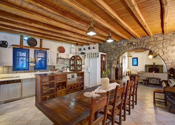 Martineli - A Beachfront Estate