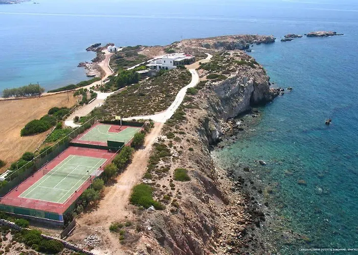 Martineli - A Beachfront Estate *